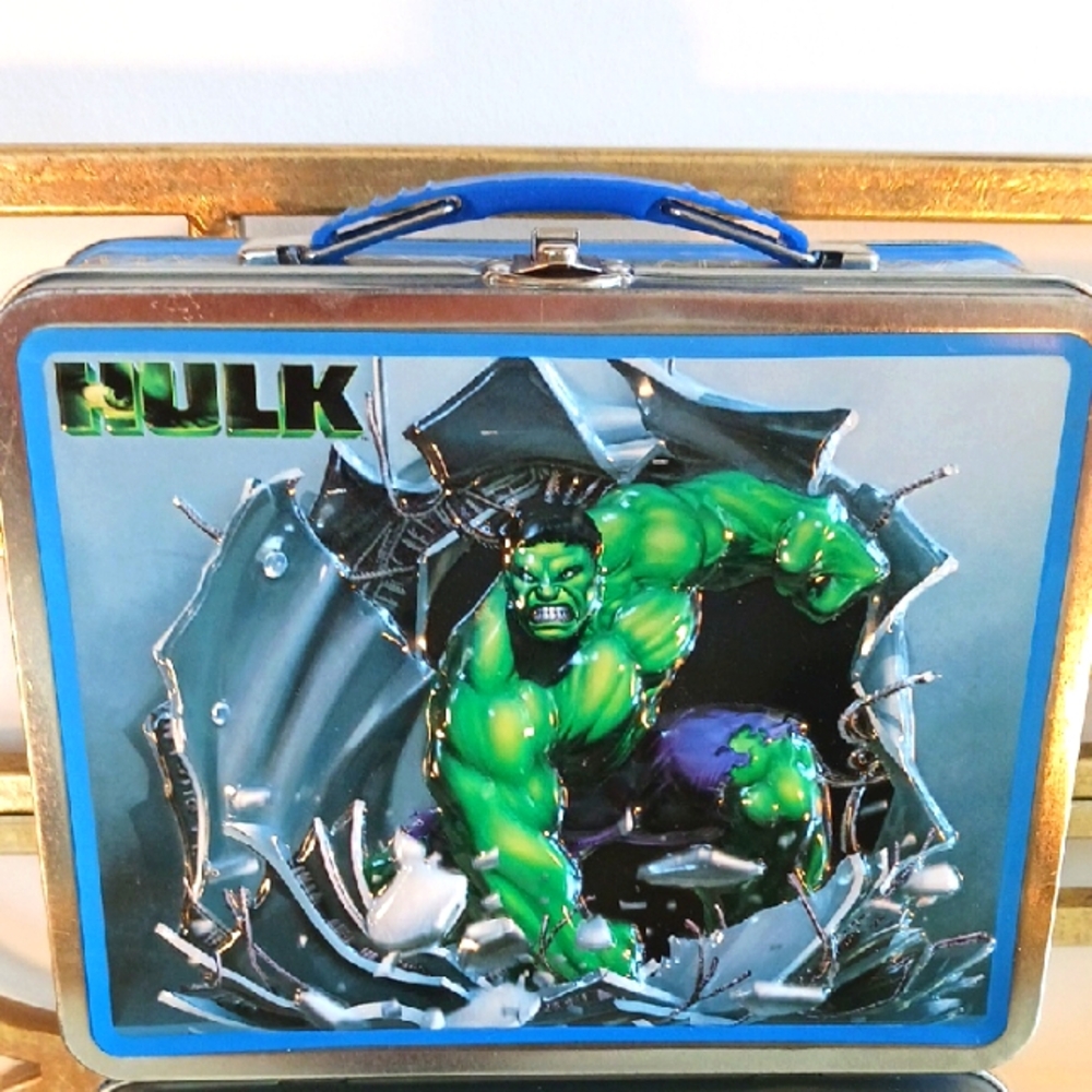MARVEL Hulk Lunchbox by THE TIN BOX COMPANY©️2003,8"×6"×3", Green Multi.
